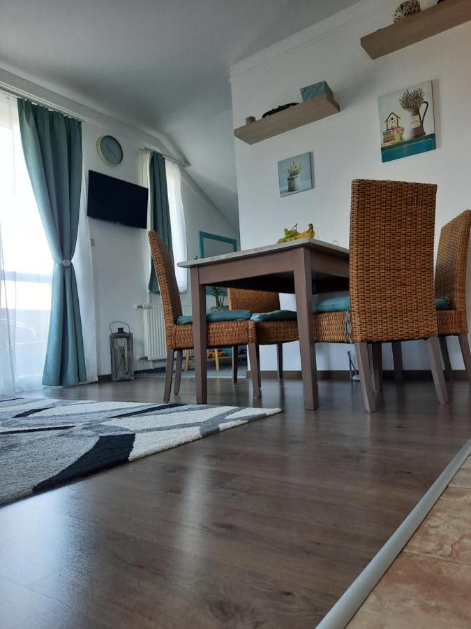 Bük Kamilla Apartman Villapark מראה חיצוני תמונה